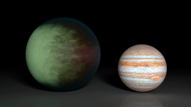 Figure 1: Artist's conception of Kepler-7b (left) as compared to Jupiter (right). The extrasolar planet is one and a half times bigger than our Solar System behemoth. Its clouds, however, seem not to be distributed in latitude circles as inferred from Kepler and Spitzer observations. Credit: NASA/JPL-Caltech/MIT.