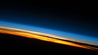 Common boundaries in Solar System atmospheres