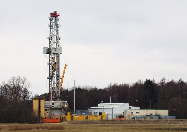 Hydraulic fracturing well, in Germany. Source: Wikimedia Commons, author: Battenbrook
