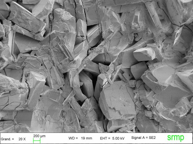 Cuprate sample observed using electronic microscope, D. Colson, DSM/IRAMIS/SPEC