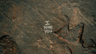 I hate that I love you: The neuroscience of heartbreak