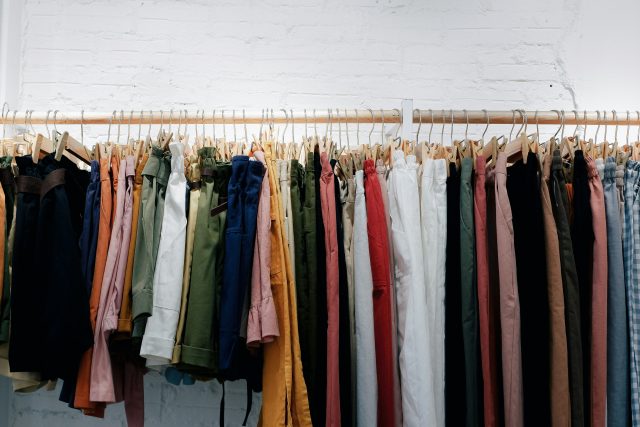 Does rented clothes instead of buying them have a real (positive) environmental impact?