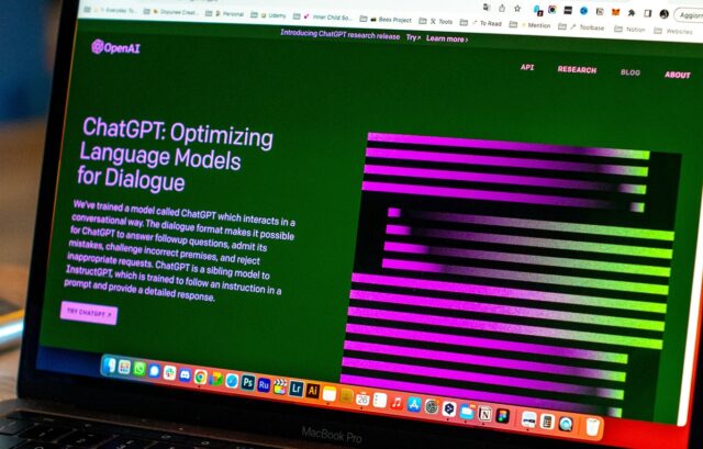 Critical thinking for the unstoppable use of artificial intelligence