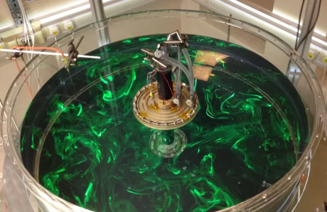 Planetary atmosphere in a tank