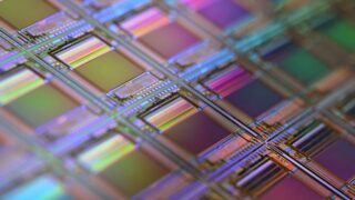 Substrate dynamics could power brain-inspired chips